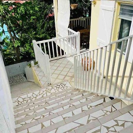 Habitation Nala Proche Bourg Apartment Тере-де-Хаут Екстериор снимка