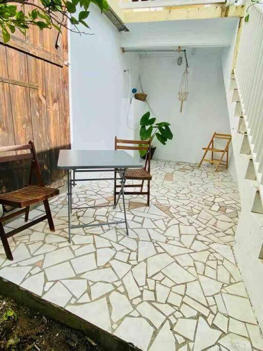 Habitation Nala Proche Bourg Apartment Тере-де-Хаут Екстериор снимка